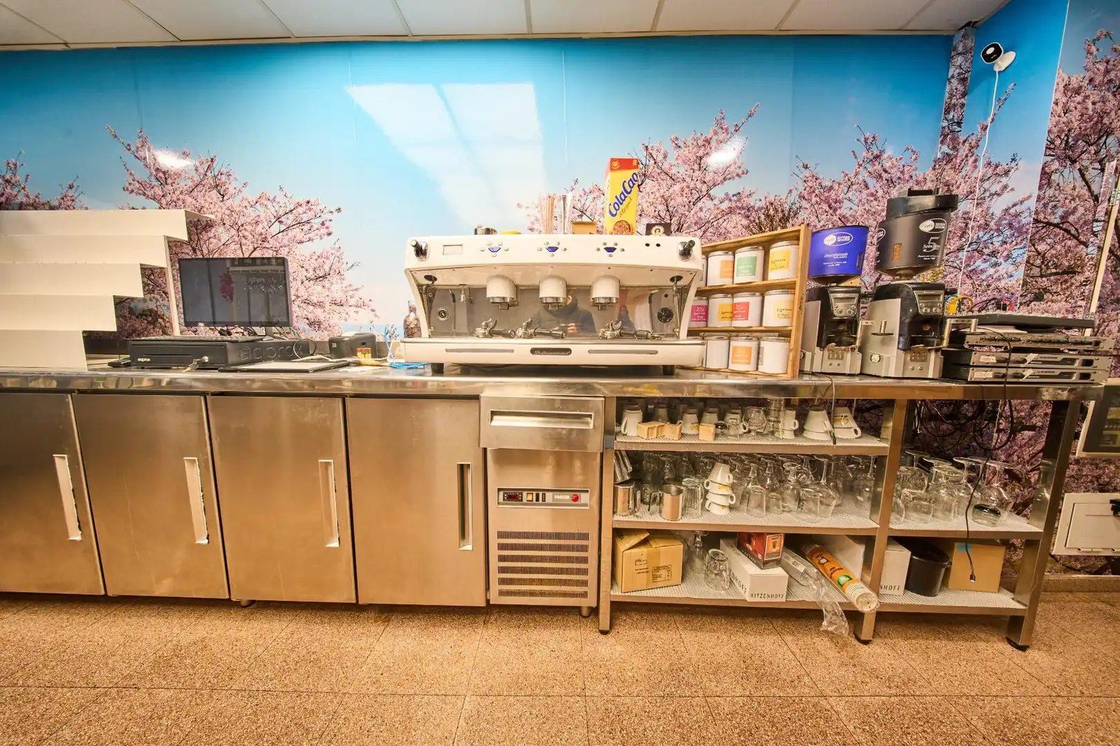 Kitchen of Commercial properties for sale in Castillo de Locubín