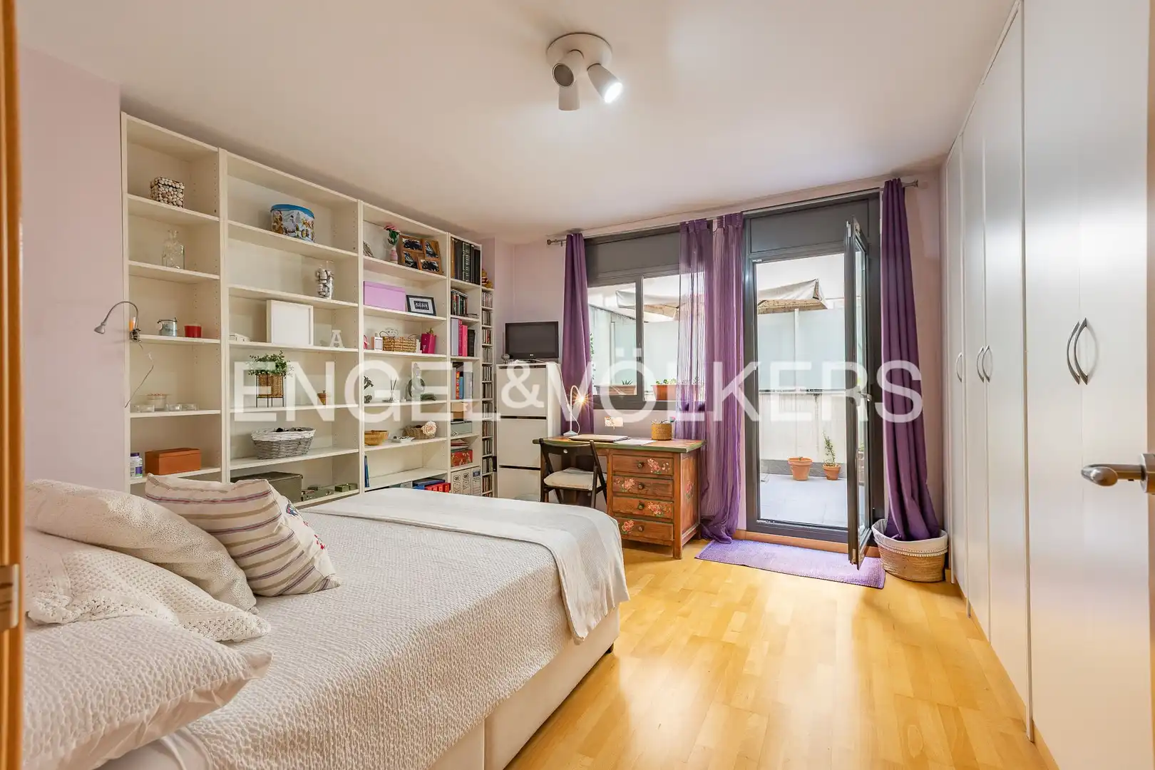 Habitación de Piso en venta en Barcelona con Aire acondicionado, Calefacción y Parquet