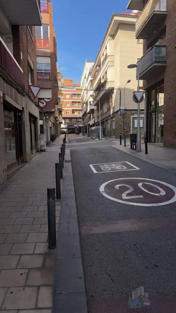 Vista exterior de Pis en venda en Barcelona