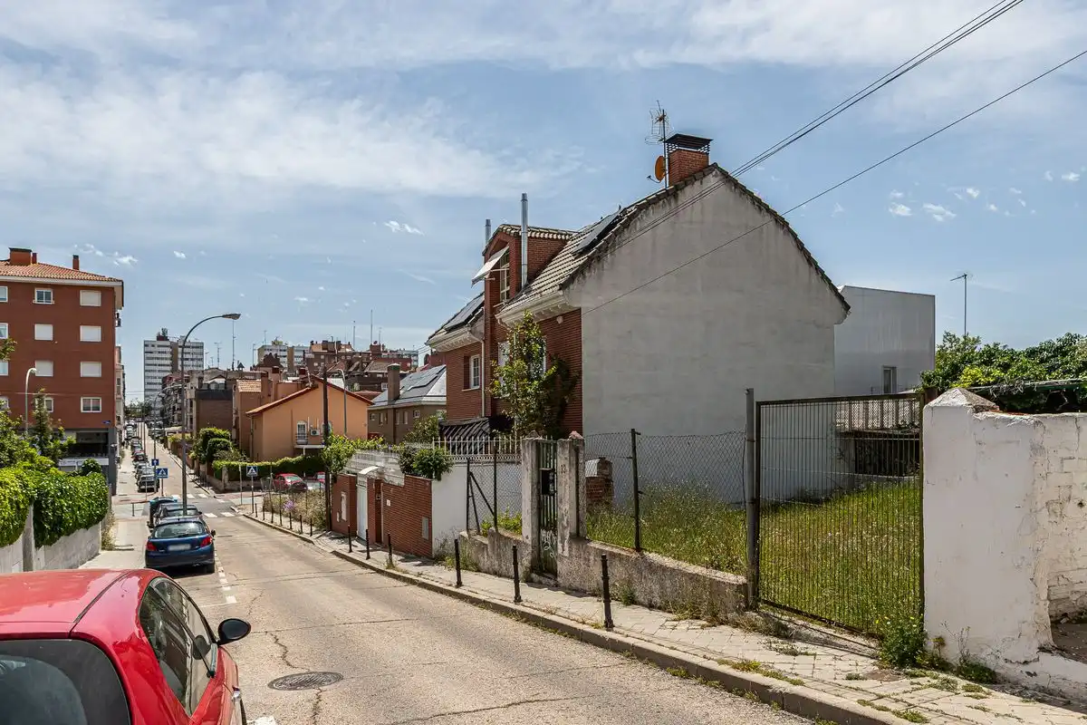Vista exterior de Residencial en venda en Madrid
