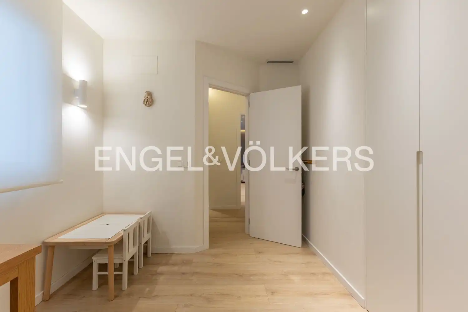 Piso en venta en Valencia con Aire acondicionado, Calefacción y Balcón