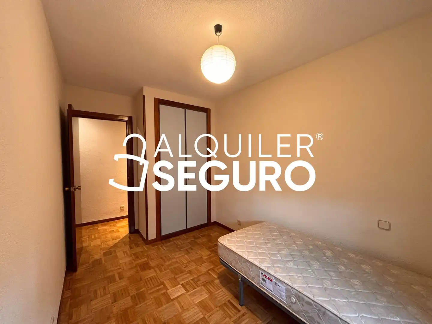 Schlafzimmer von Wohnung zur Miete in Puente de Vallecas