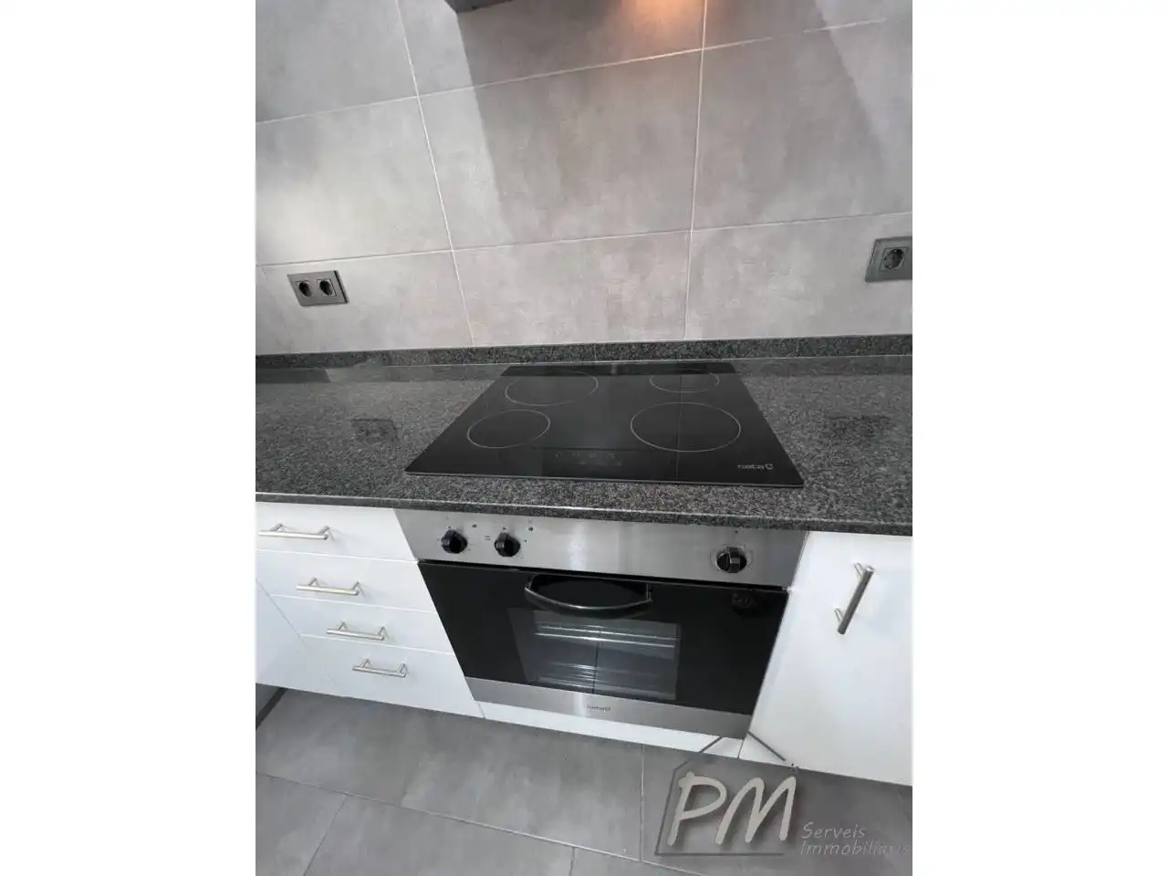 Cuina de Pis en venda en Eixample Sud – Migdia