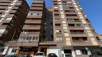 Vista exterior de Pis en venda en  Pamplona / Iruña amb Calefacció, Terrassa i Balcó