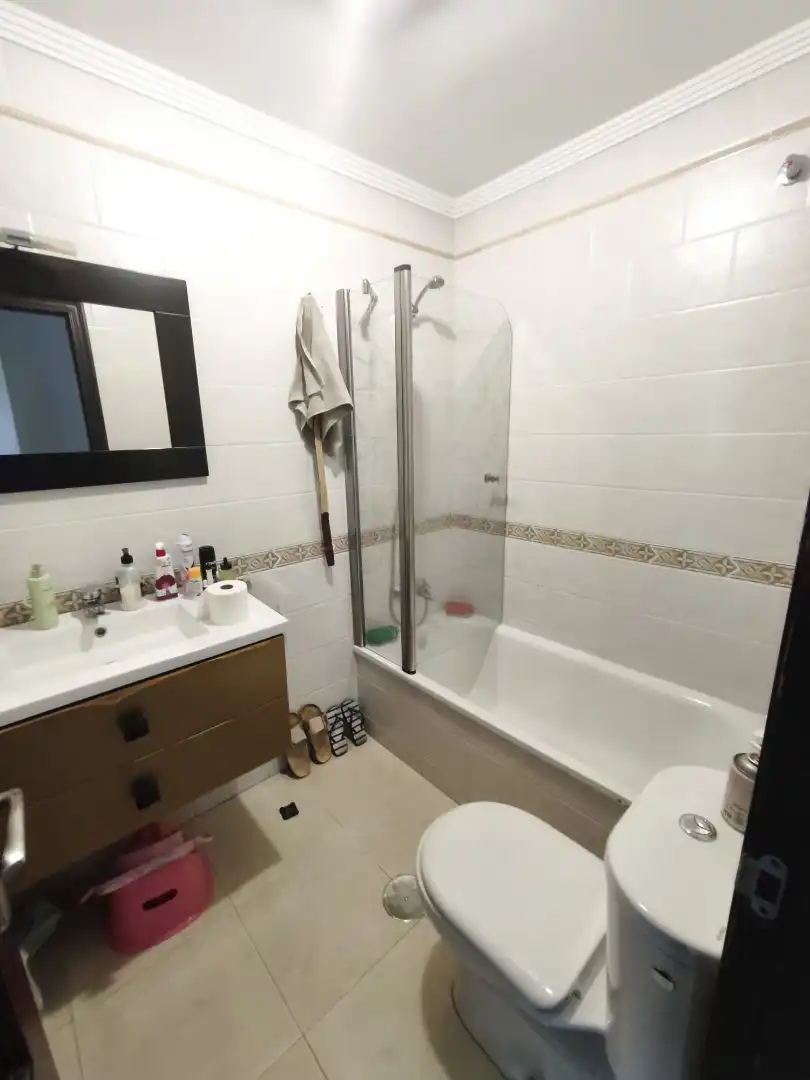 Badezimmer von Wohnung zum Verkauf in Cartaya mit Abstellraum und Möbliert