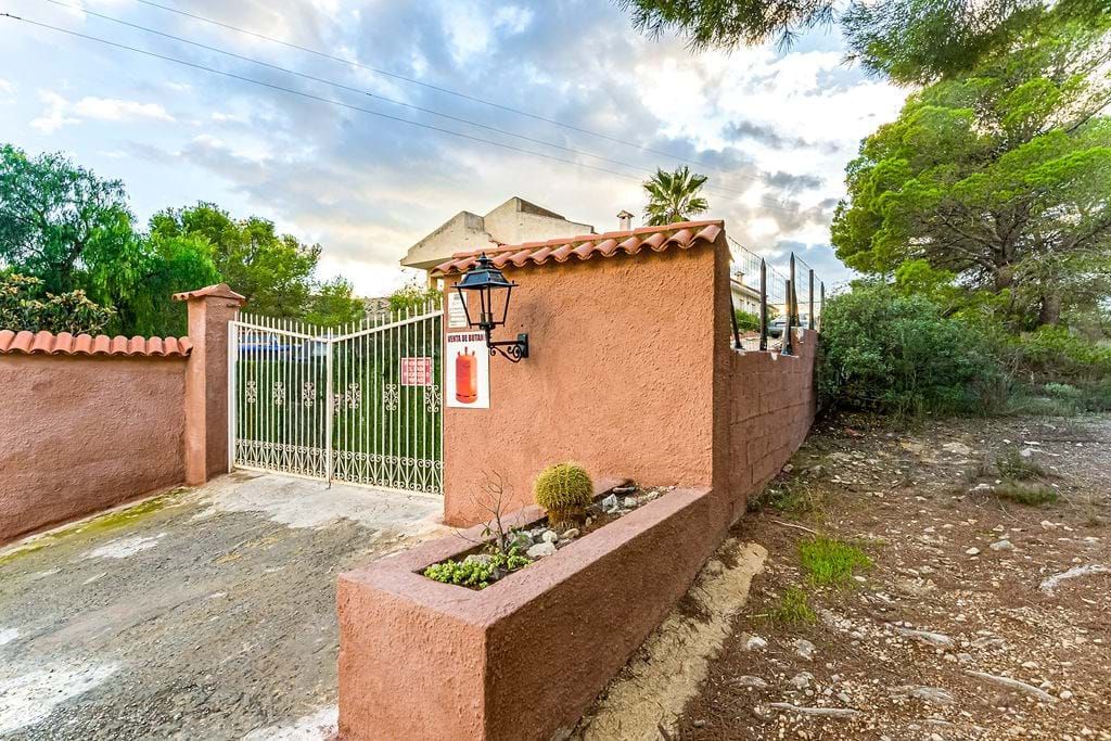 Vista exterior de Casa o chalet en venta en Finestrat con Terraza