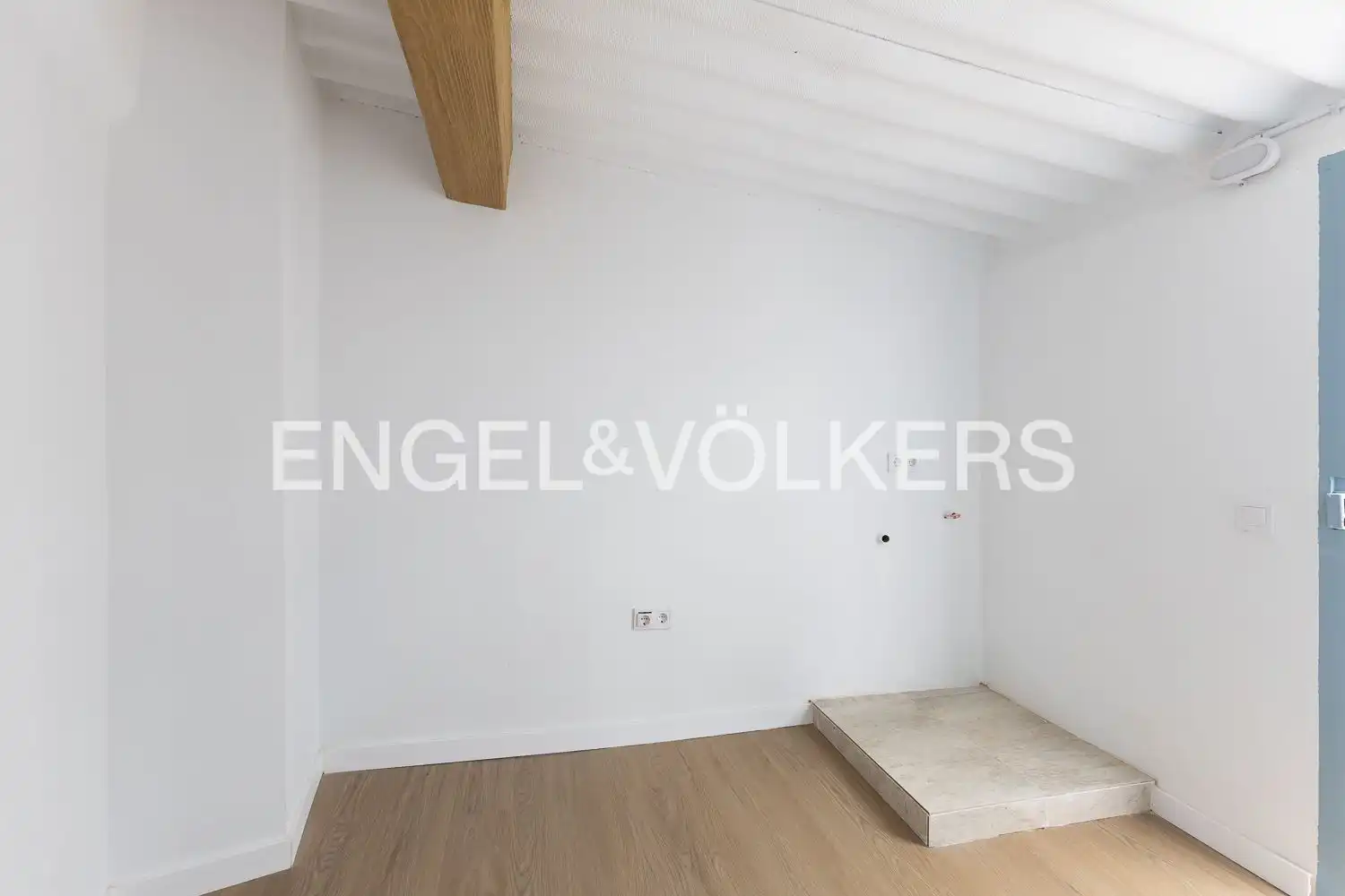 Habitación de Piso en venta en Valencia con Aire acondicionado, Calefacción y Terraza