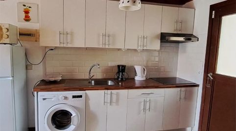 Foto 4 de Casa adosada en venda a Avenida Primero de Mayo, 30, Parque Holandés, La Oliva