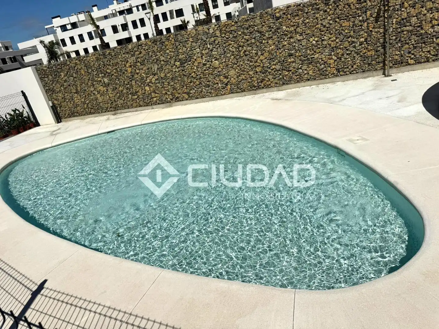 Piscina de Piso en venta en Sanlúcar de Barrameda con Jardín privado, Terraza y Trastero