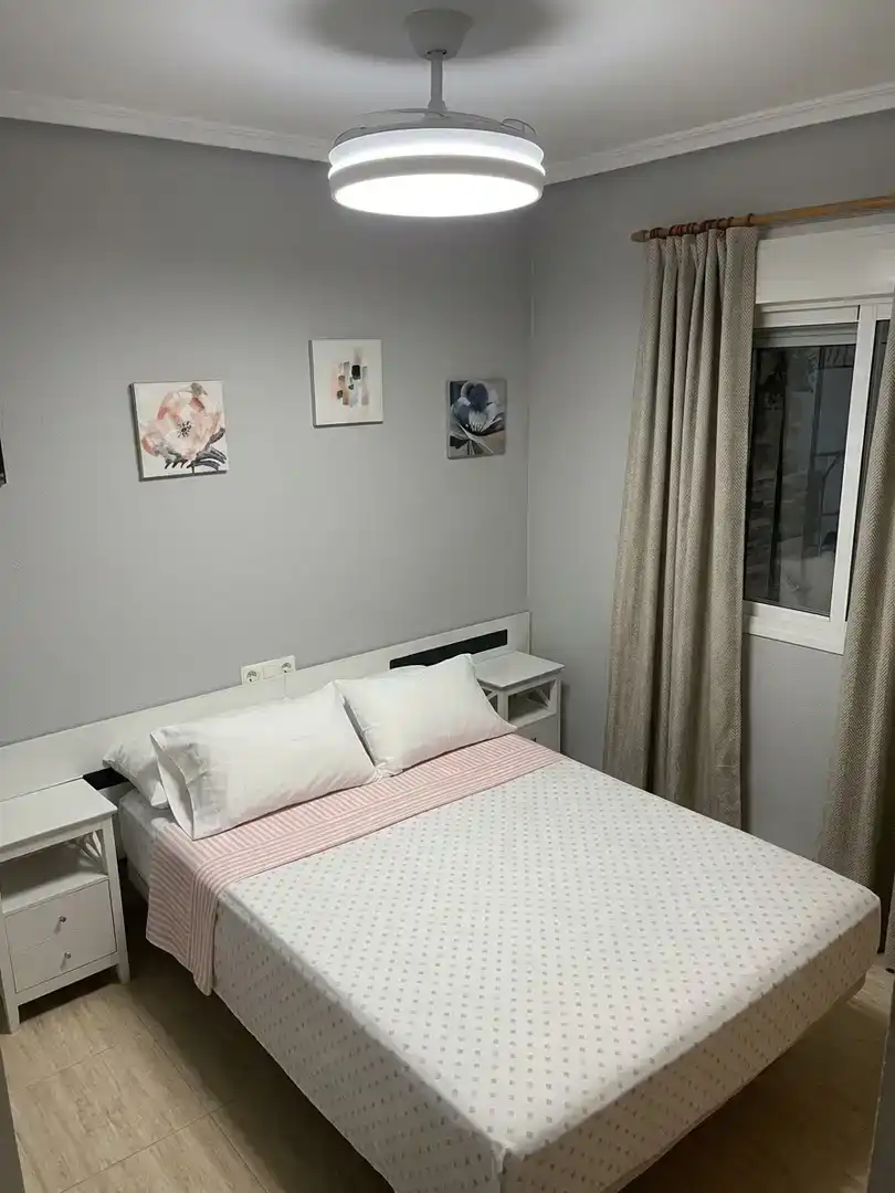 Dormitori de Apartament de lloguer en Oropesa del Mar / Orpesa amb Aire condicionat, Piscina i Balcó