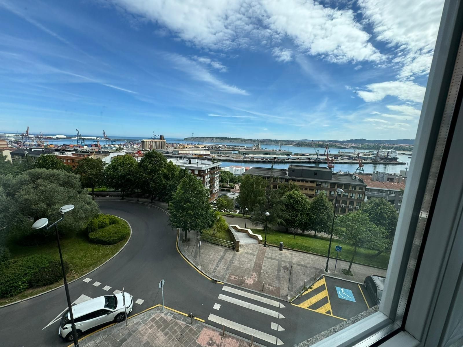 Vista exterior de Piso en venta en Santurtzi  con Calefacción