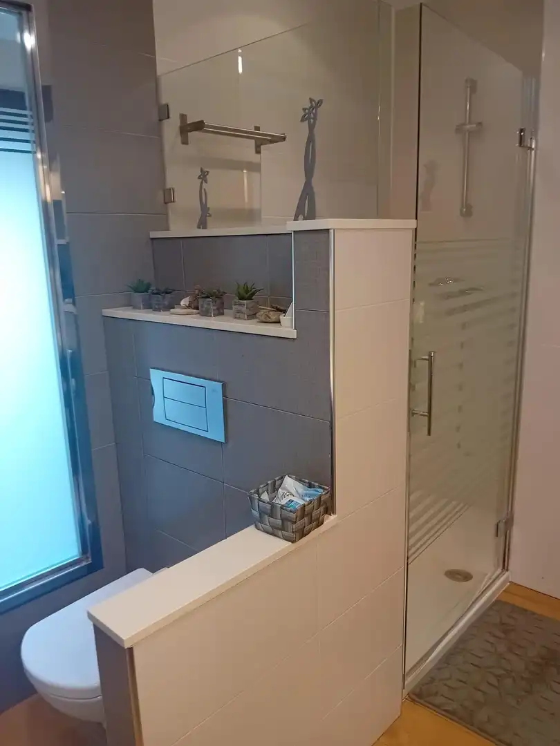 Baño de Casa o chalet en venta en Carballo con Aire acondicionado, Calefacción y Jardín privado