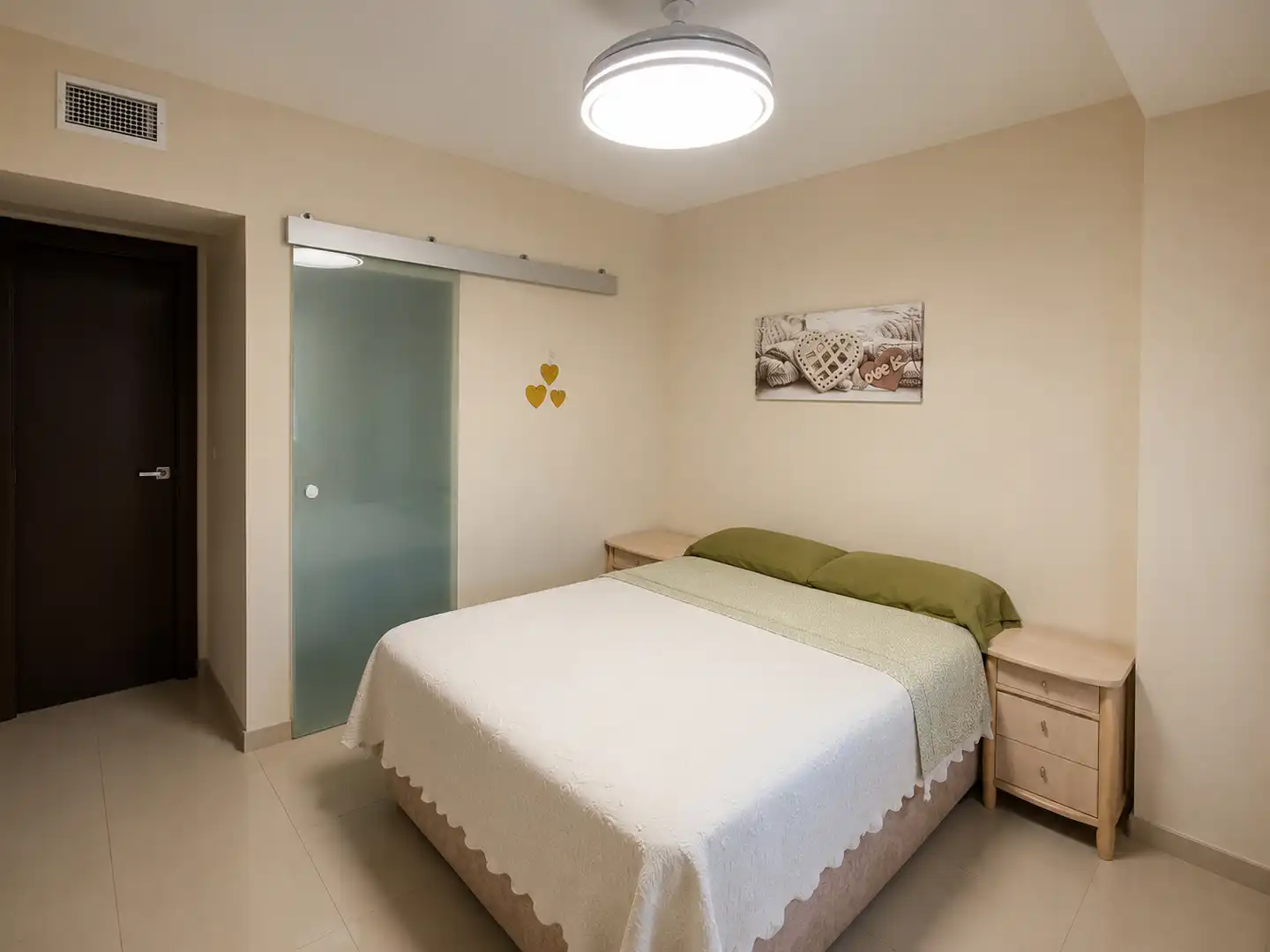 Bedroom of Flat for rent in Córdoba  with Air Conditioner, Heating and Terrace