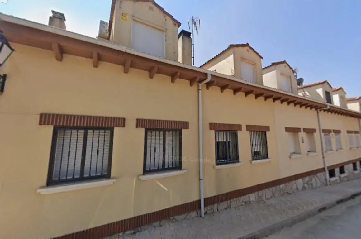 Adossat en venda a Sotillo de la Adrada