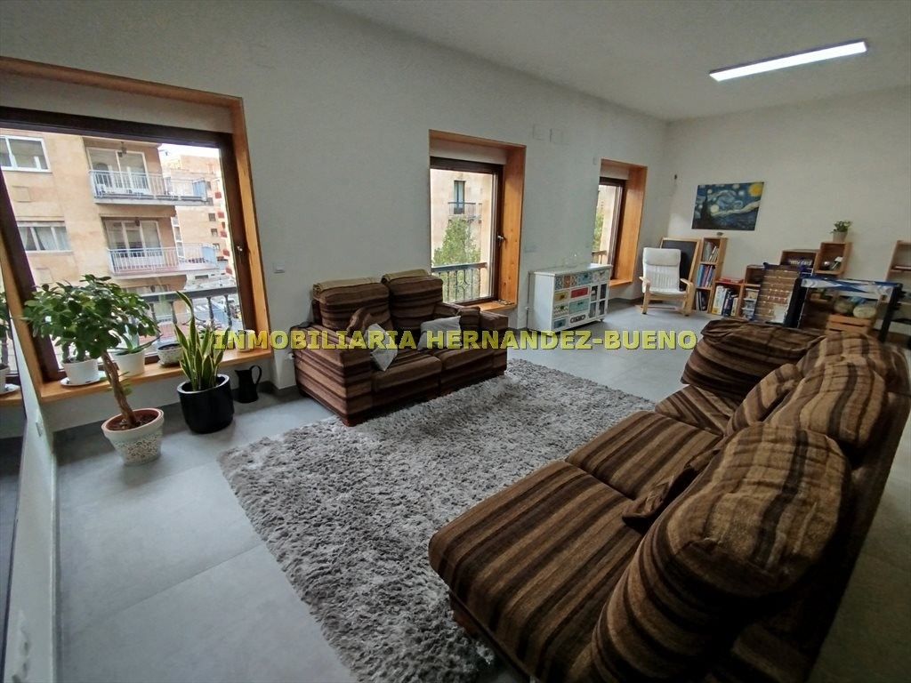 Sala d'estar de Pis en venda en Salamanca Capital amb Calefacció