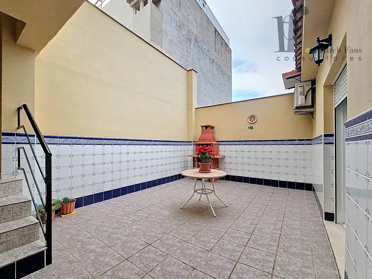 Vivienda exclusiva en el centro de Benissanó  Calidad, amplitud y carácter, imatge 3