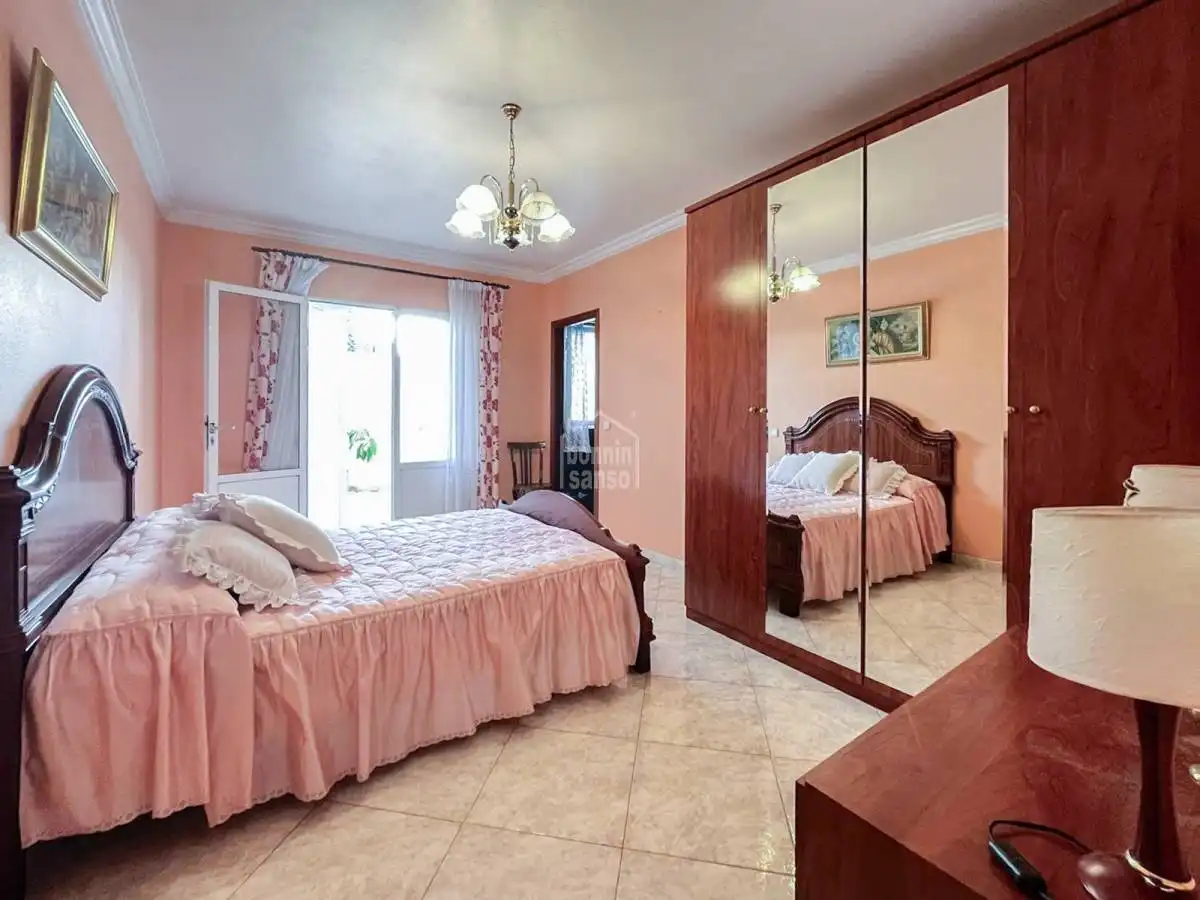 Habitación de Apartamento en venta en Alaior con Terraza
