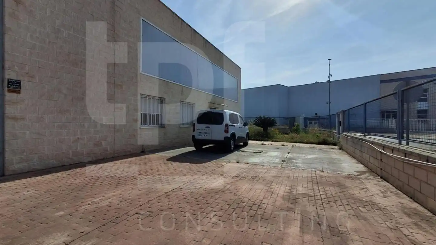 Parking de Nave industrial en venta en Alberic