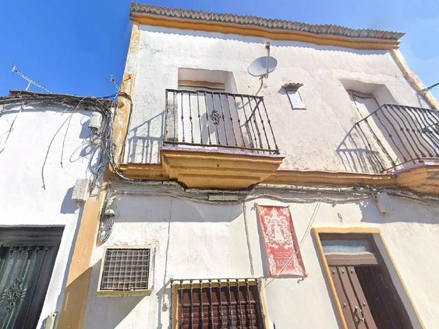 Casa-chalet en Venta en Aznalcázar