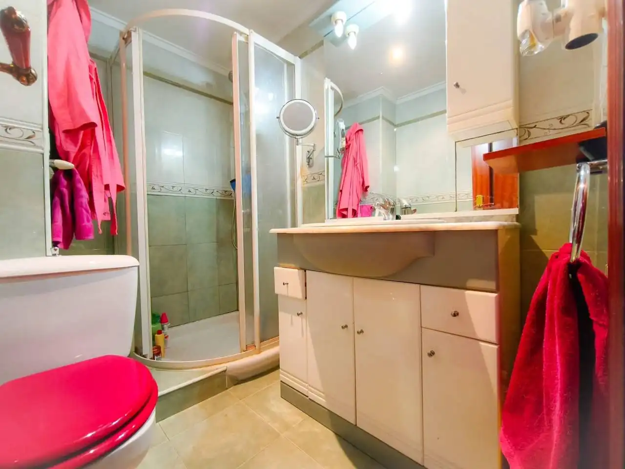 Bathroom of Apartments for sale in Burgos  with Heating, Parquet flooring and Terrace