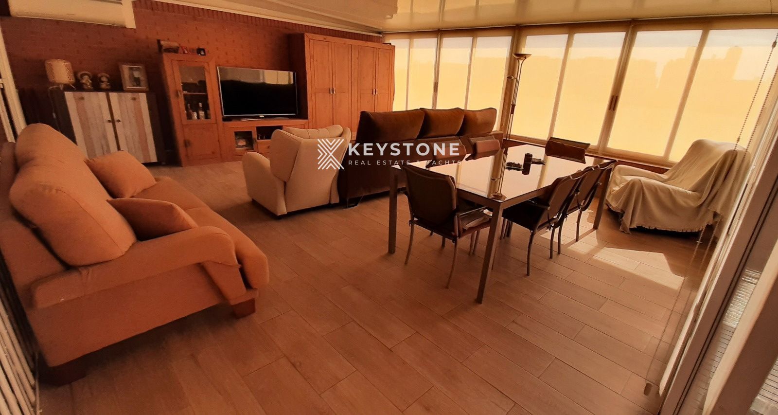 Sala d'estar de Àtic de lloguer en Alicante / Alacant amb Terrassa i Moblat