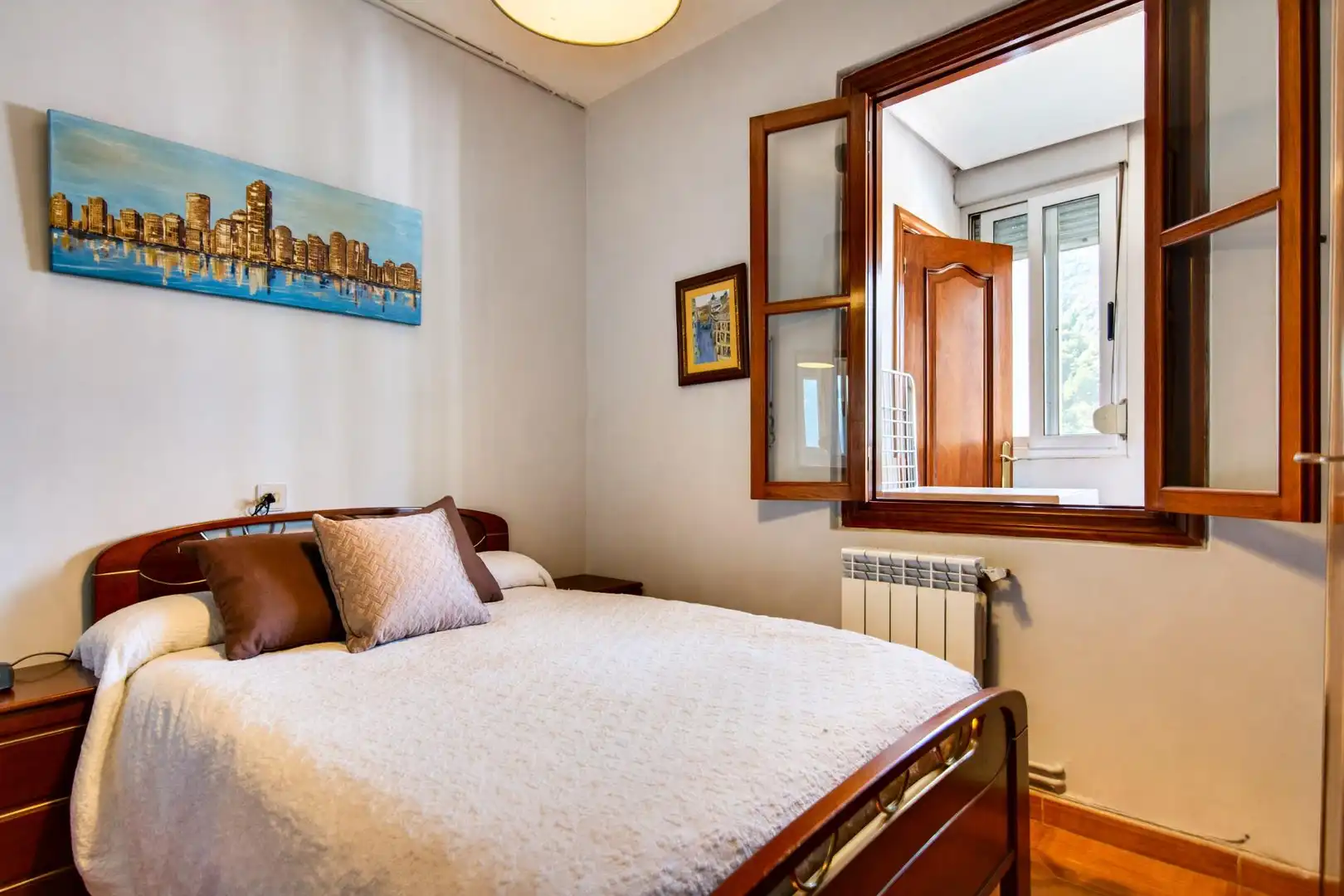 Schlafzimmer von Wohnung zum Verkauf in Aller, Asturias