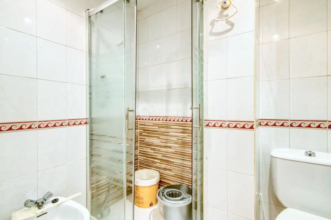 Bathroom of Flat for sale in Salamanca  with Heating and Balcony