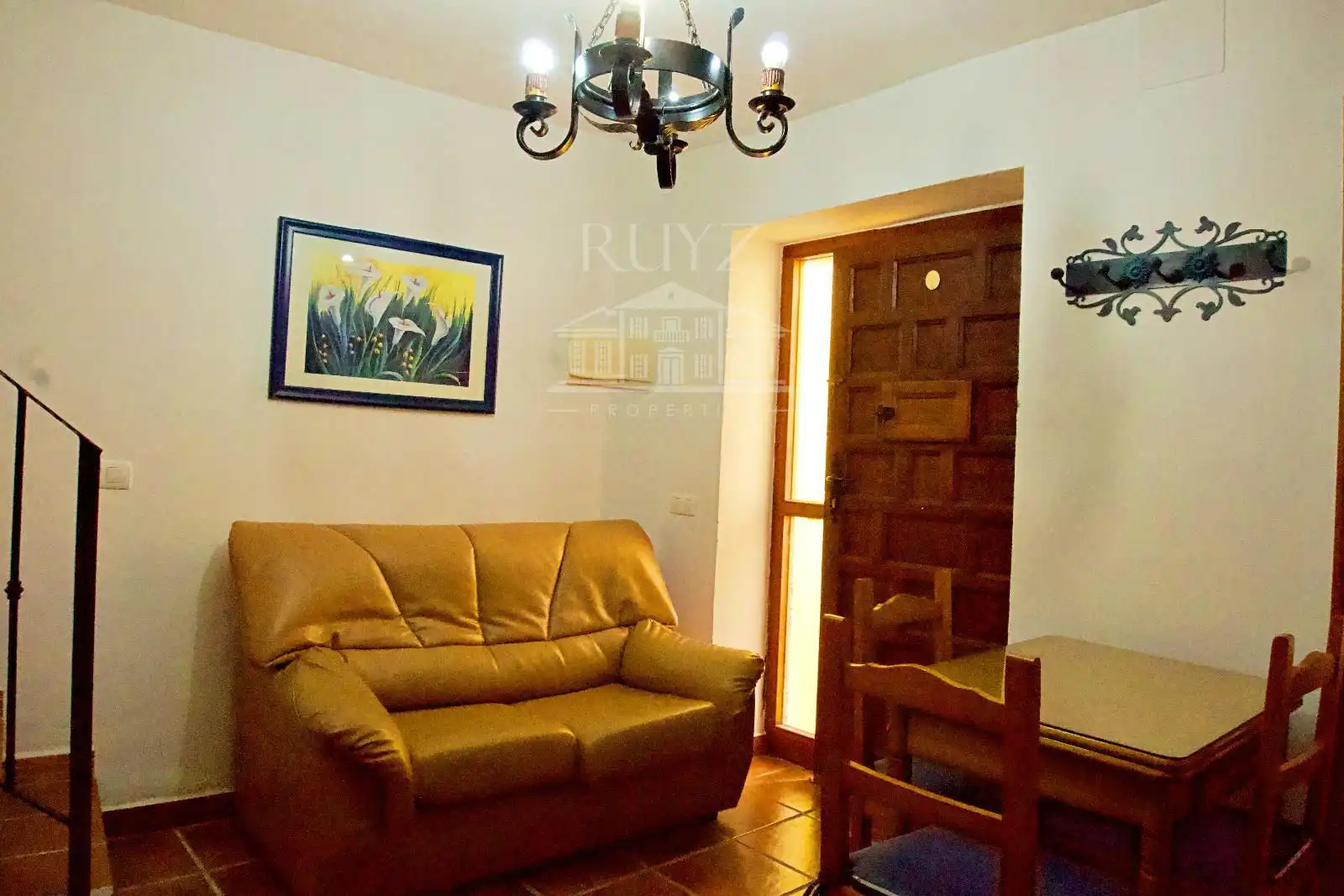 Sala d'estar de Casa o xalet en venda en Los Guájares amb Terrassa i Moblat