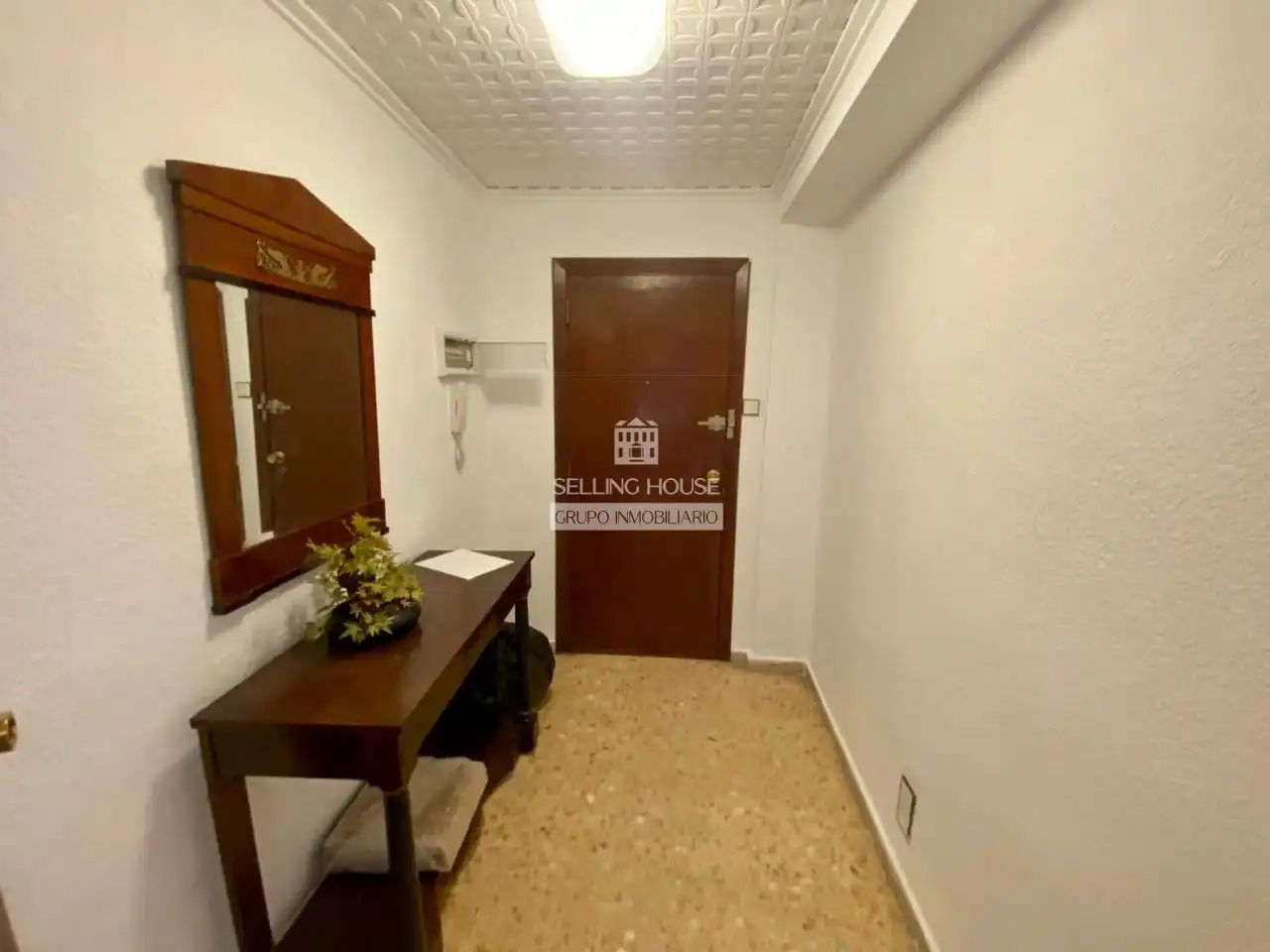 Flat for sale in Valencia  with Balcony