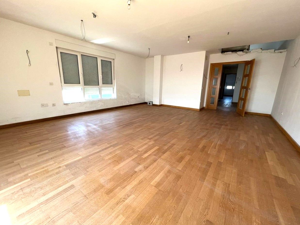 Pis en venda a Dos Artesans, A Fonsagrada
