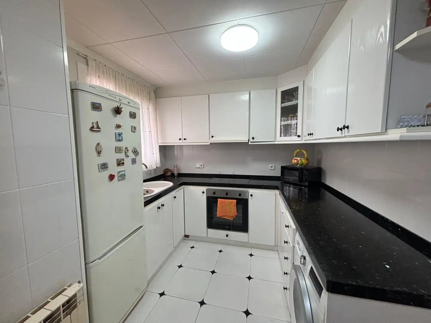 Cuina de Casa o xalet en venda en Sabadell amb Calefacció, Terrassa i Balcó