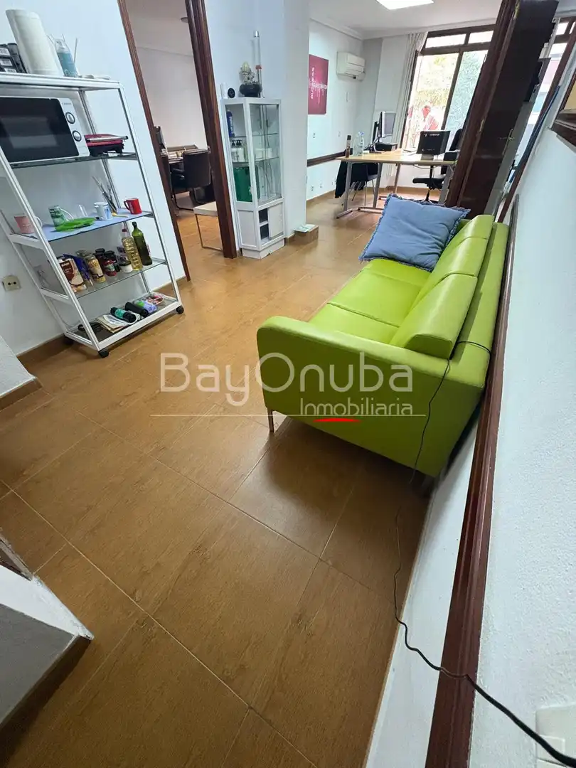 Sala d'estar de Oficina en venda en  Huelva Capital