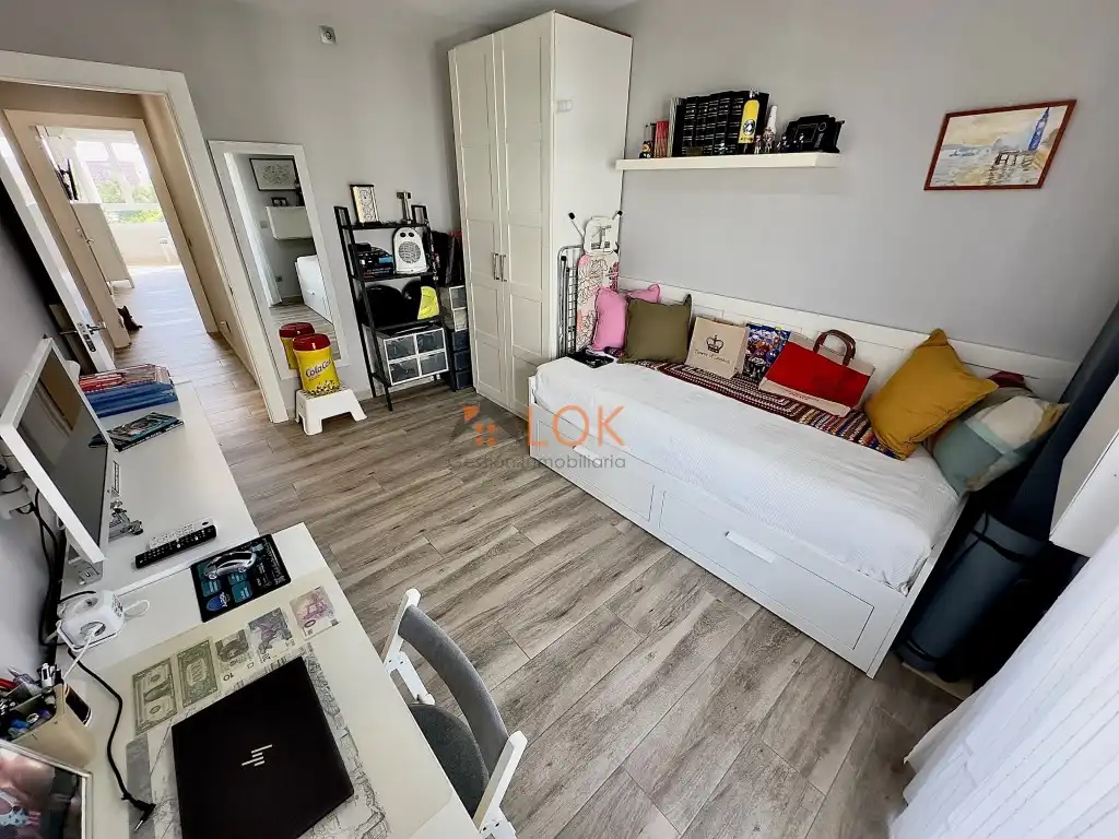 Dormitori de Pis en venda en Málaga amb Aire condicionat, Jardí privat i Terrassa