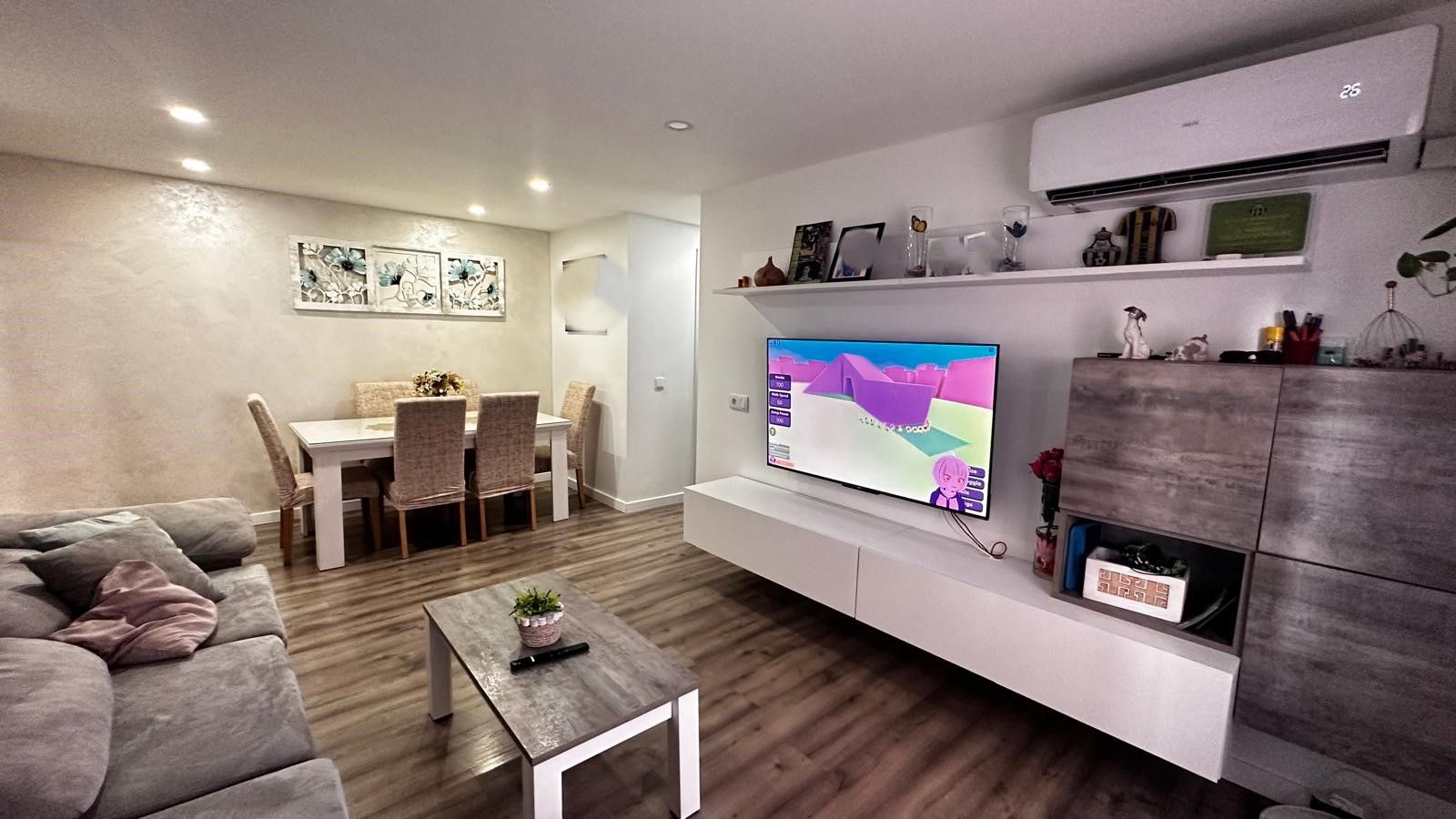 Wohnzimmer von Wohnung zum verkauf in Castilleja de la Cuesta mit Klimaanlage