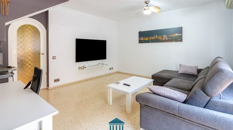 Foto 4 de Casa o xalet en venda a Carrer de Domènec Martí I Julià, Centre, Cornellà de Llobregat