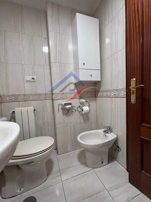 Bany de Pis de lloguer en Santander amb Calefacció, Parquet i Moblat