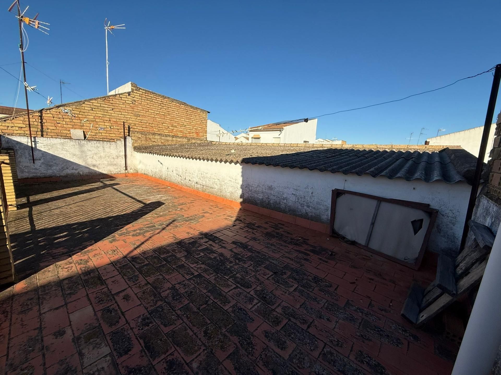 Vista exterior de Casa adosada en venda en Pilas amb Traster