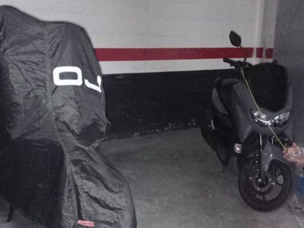 Garaje en Alquiler en Carrer de Miguel Fleta, 3 en Son Oliva