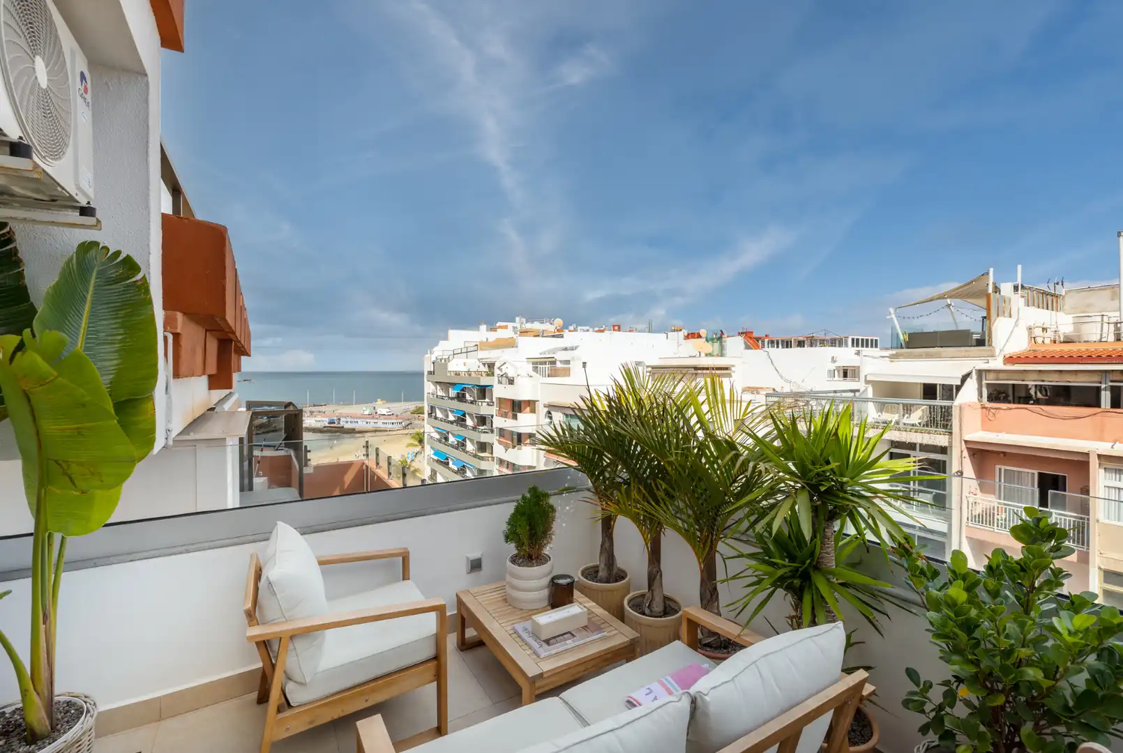 Terrasse von Dachboden zum Verkauf in Las Palmas de Gran Canaria mit Klimaanlage, Terrasse und Möbliert