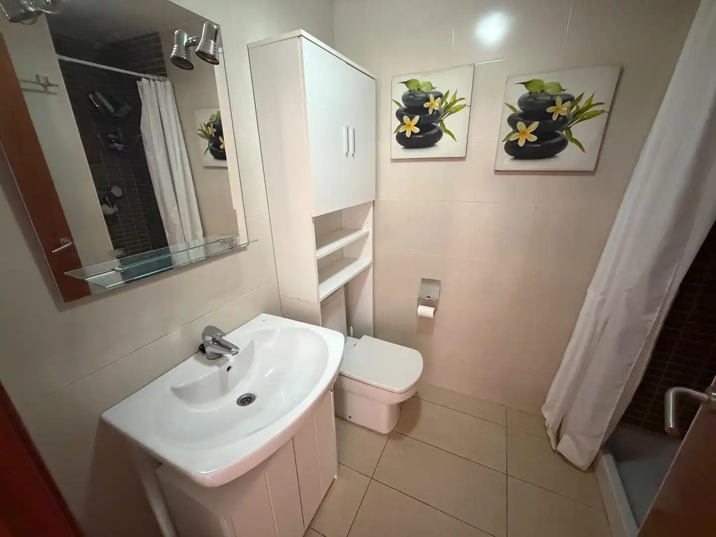 Bathroom of Flat for sale in Llagostera  with Heating, Terrace and Balcony