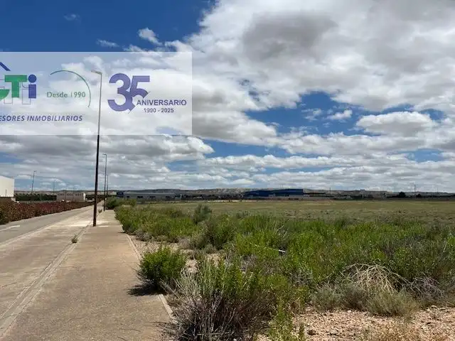 Residential for sale in Poligono El Sabinar, Épila
