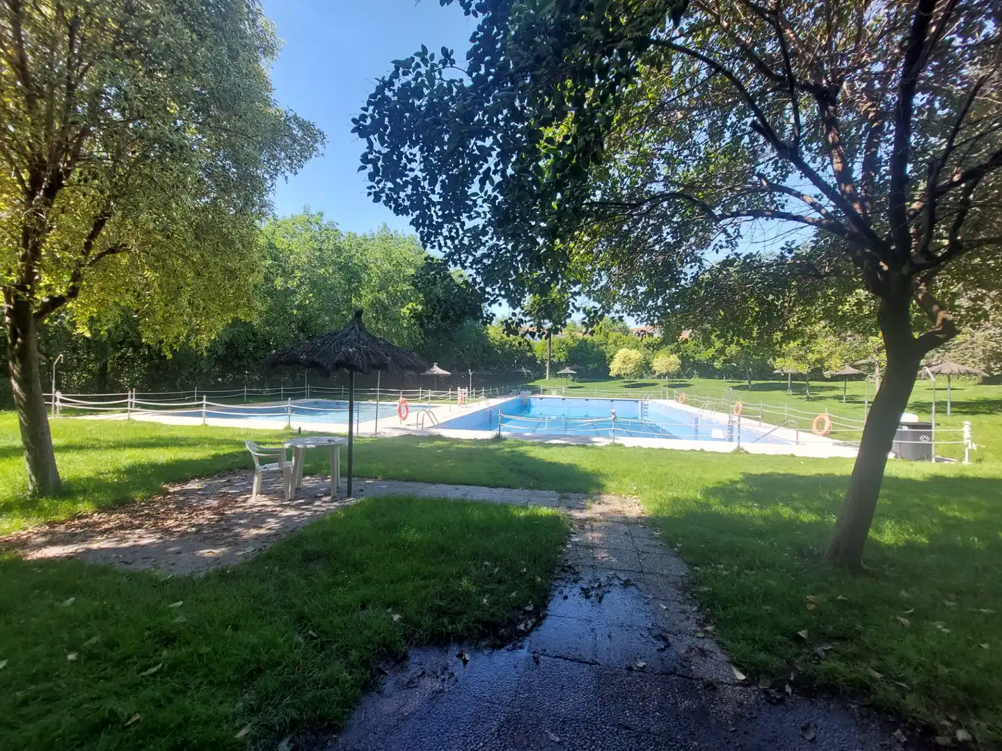 Piscina de Piso en venta en Madrid con Aire acondicionado, Calefacción y Parquet