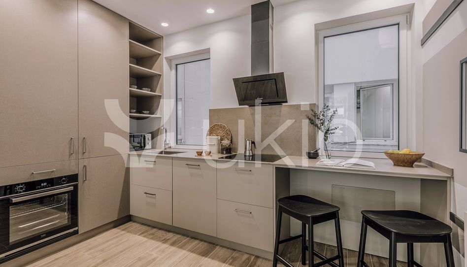 Apartamento de alquiler en Calle de Serrano, Castellana - Imagen 3