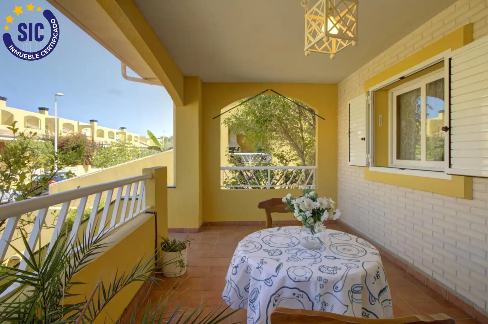Terrassa de Casa adosada en venda en Sagunto / Sagunt amb Aire condicionat, Calefacció i Jardí privat