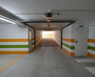 Parkplatz von Garage miete in Poio