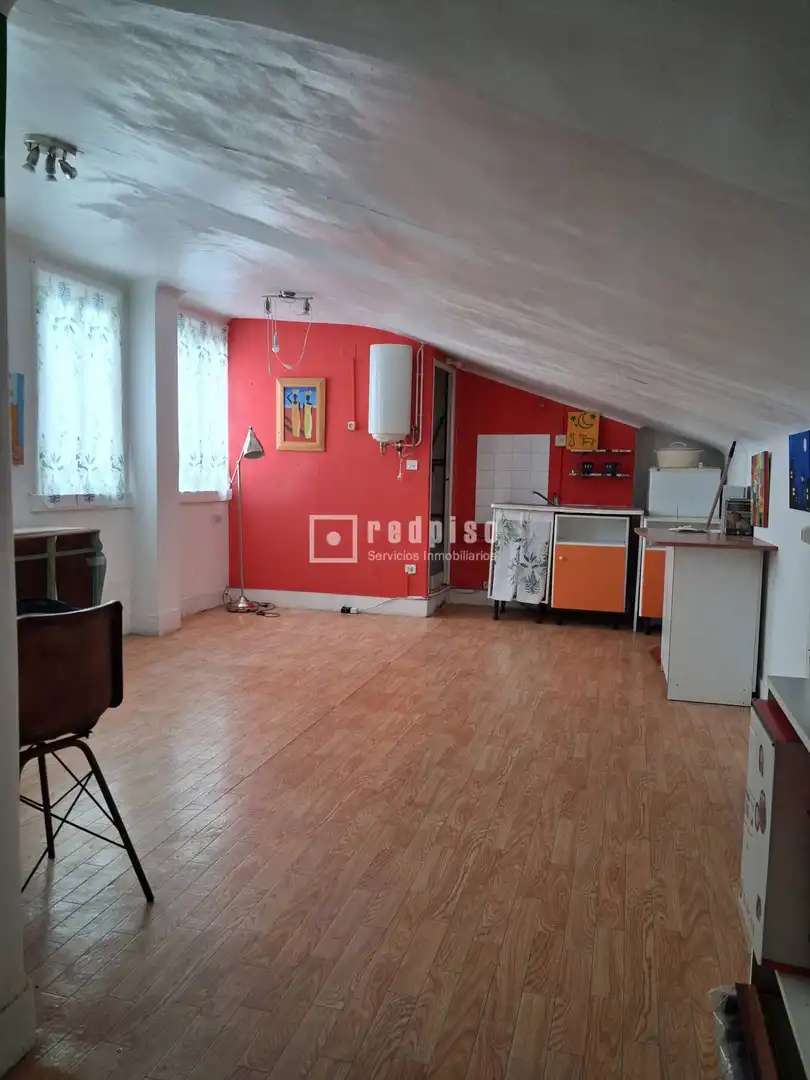Schlafzimmer von Wohnungen zum Verkauf in A Coruña Capital 