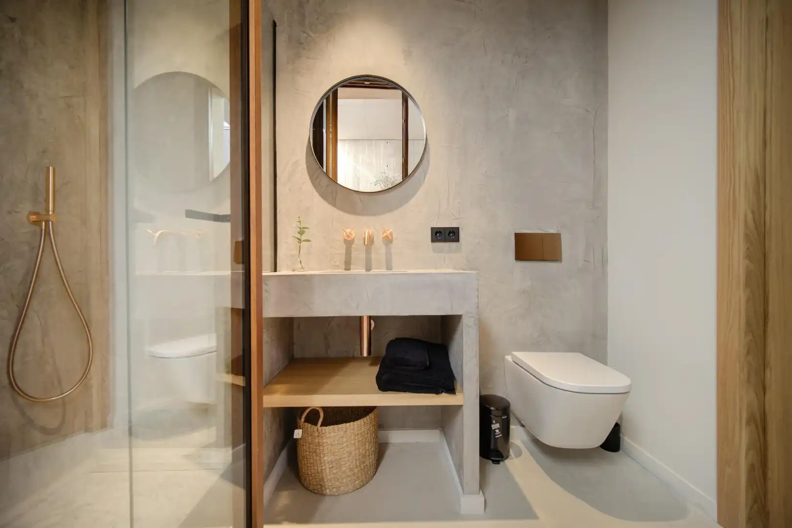 Bathroom of Houses for sale in Campanet  with Air Conditioner, Heating and Furnished
