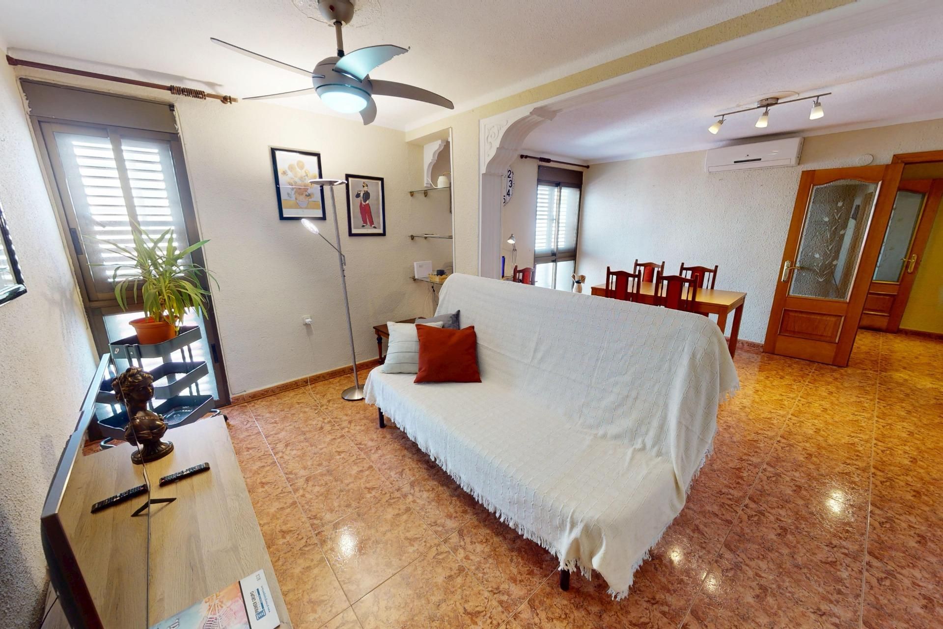 Living room of Flat for sale in  Valencia Capital  with Air Conditioner