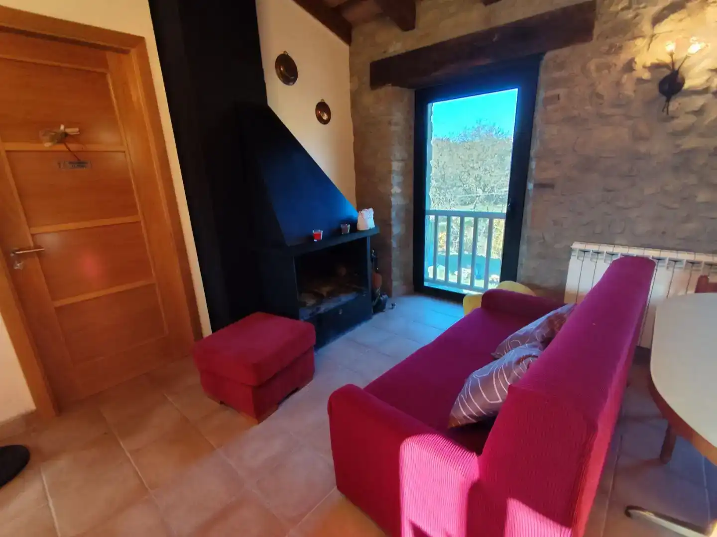 Sala d'estar de Finca rústica en venda en Sant Miquel de Campmajor amb Piscina