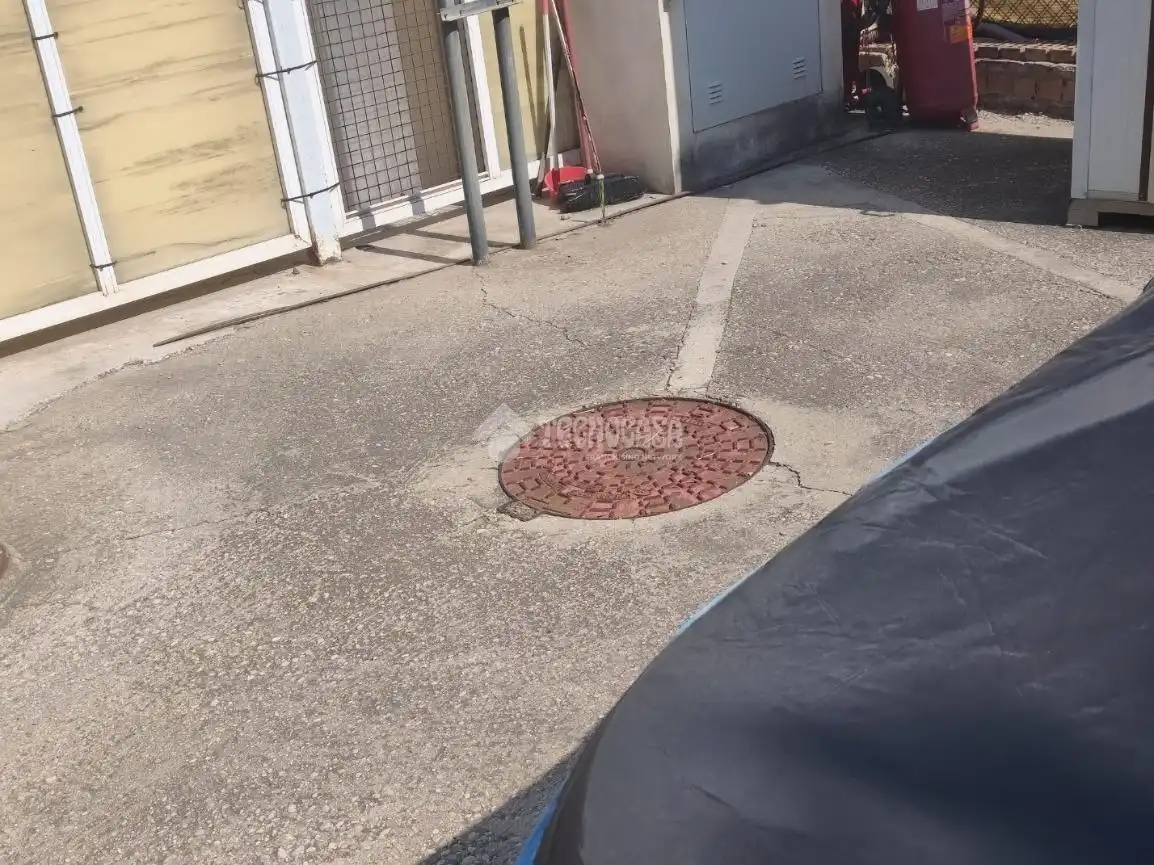 Parking de Terreno industrial en venta en Baeza